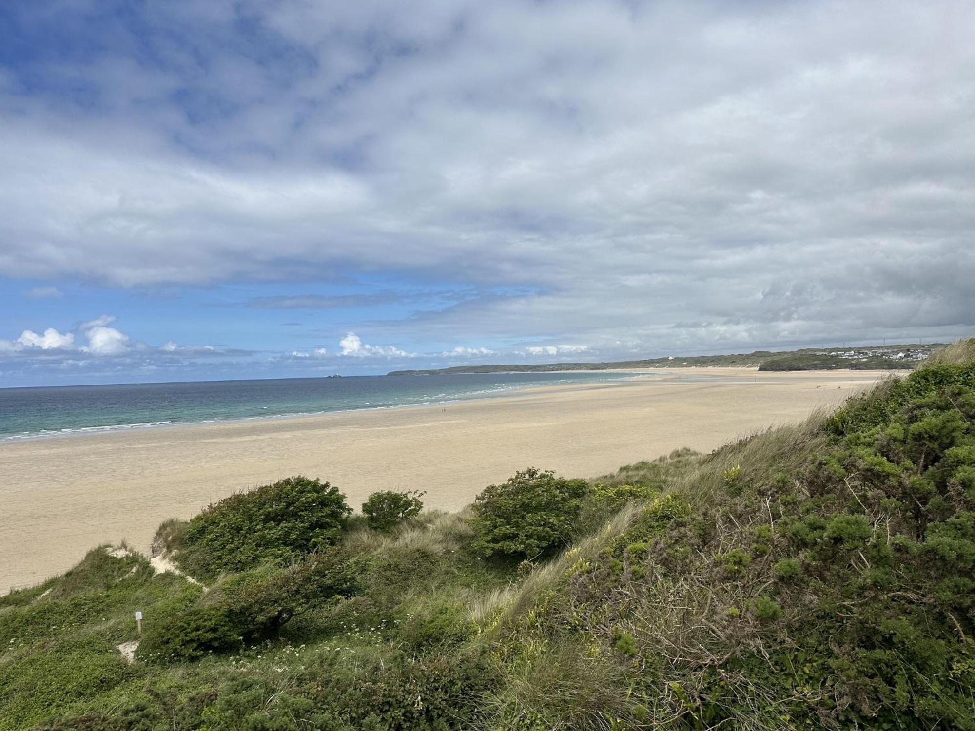 Cozy Coastal Lodge In Hayle Exterior foto